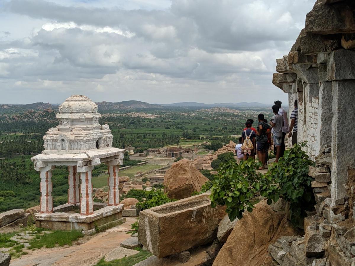 Hotel Varsha Hampi Exteriér fotografie