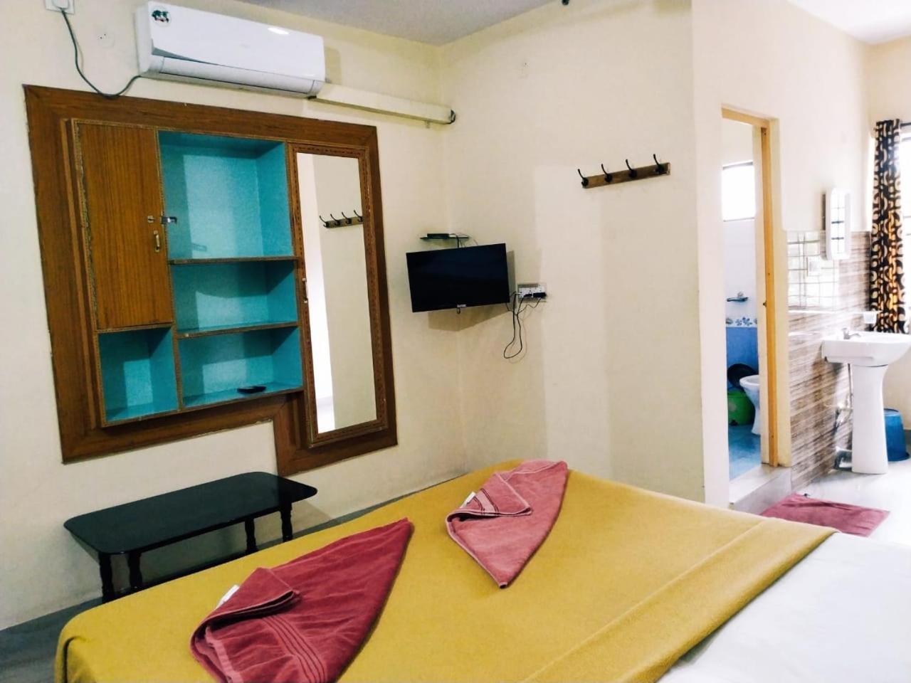 Hotel Varsha Hampi Exteriér fotografie