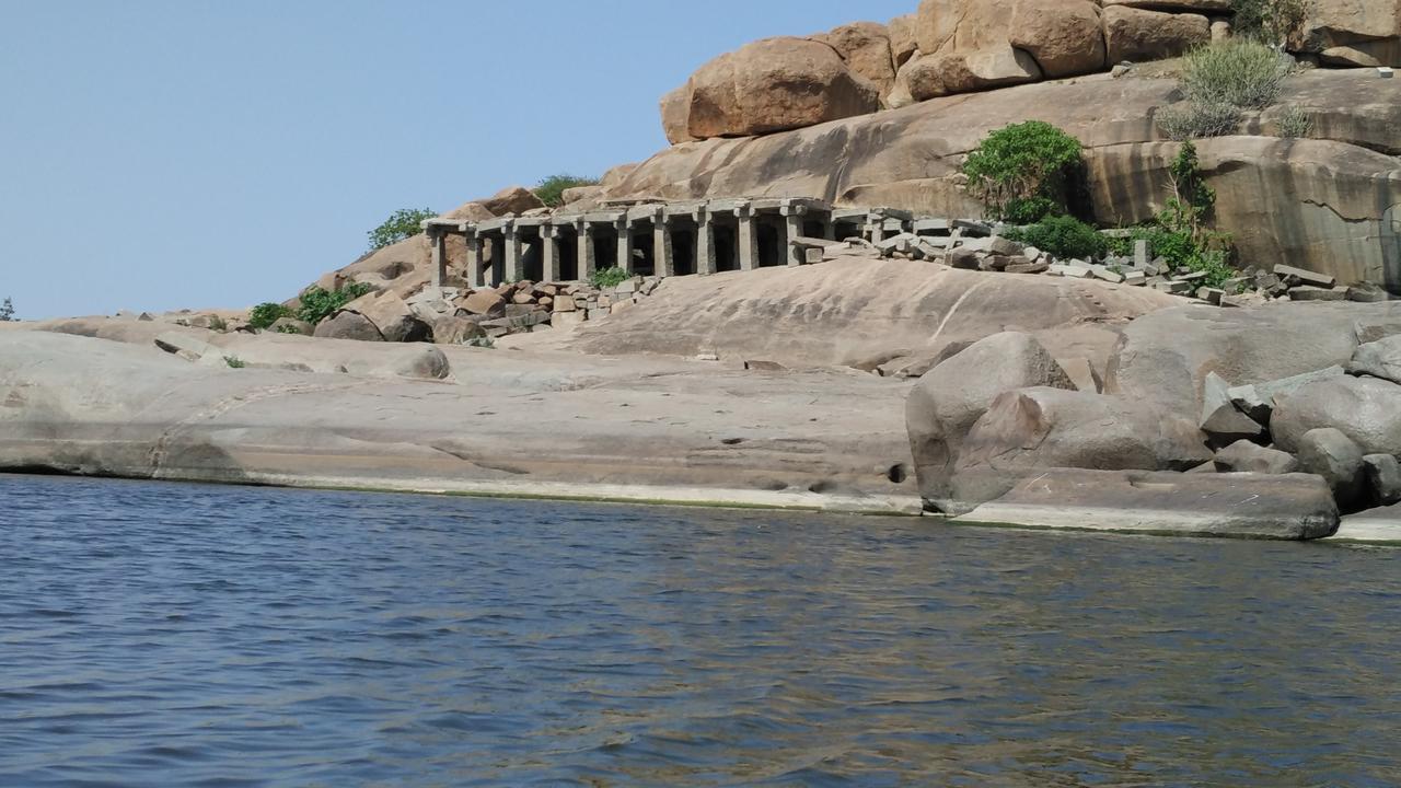 Hotel Varsha Hampi Exteriér fotografie
